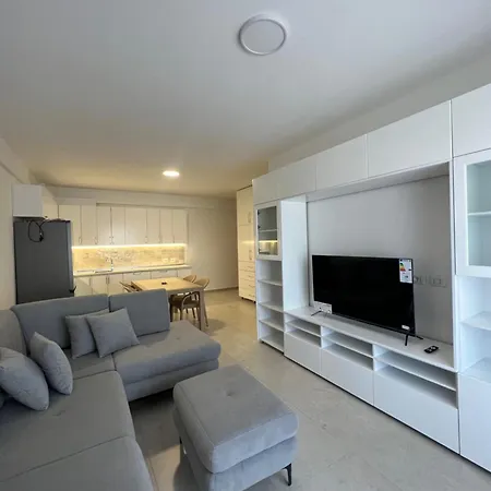 Mars Apartment Golem (Tirana)