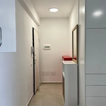 Apartment Mars Golem (Tirana)