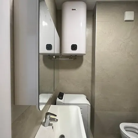 Mars * Golem (Tirana)